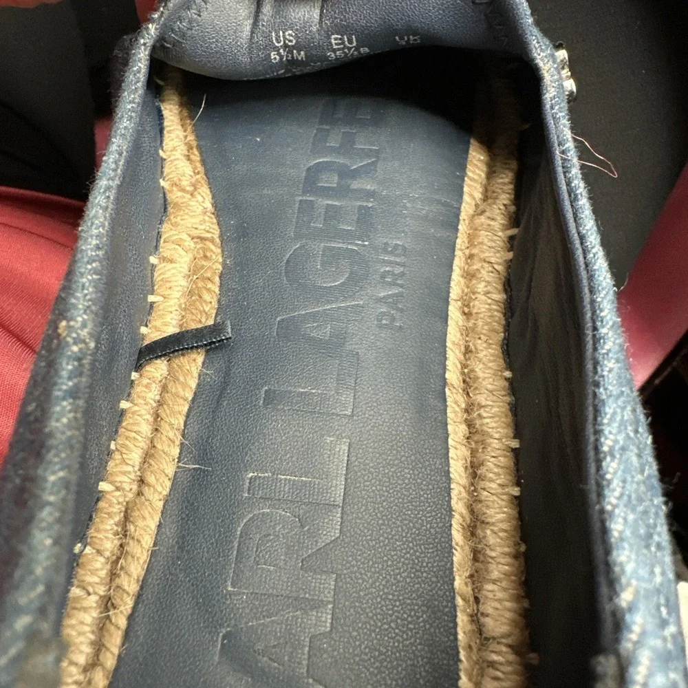Karl Lagerfeld Malice Logo Charm 5.5 M Espadrilles Karl Lagerfeld Flat Shoes‎